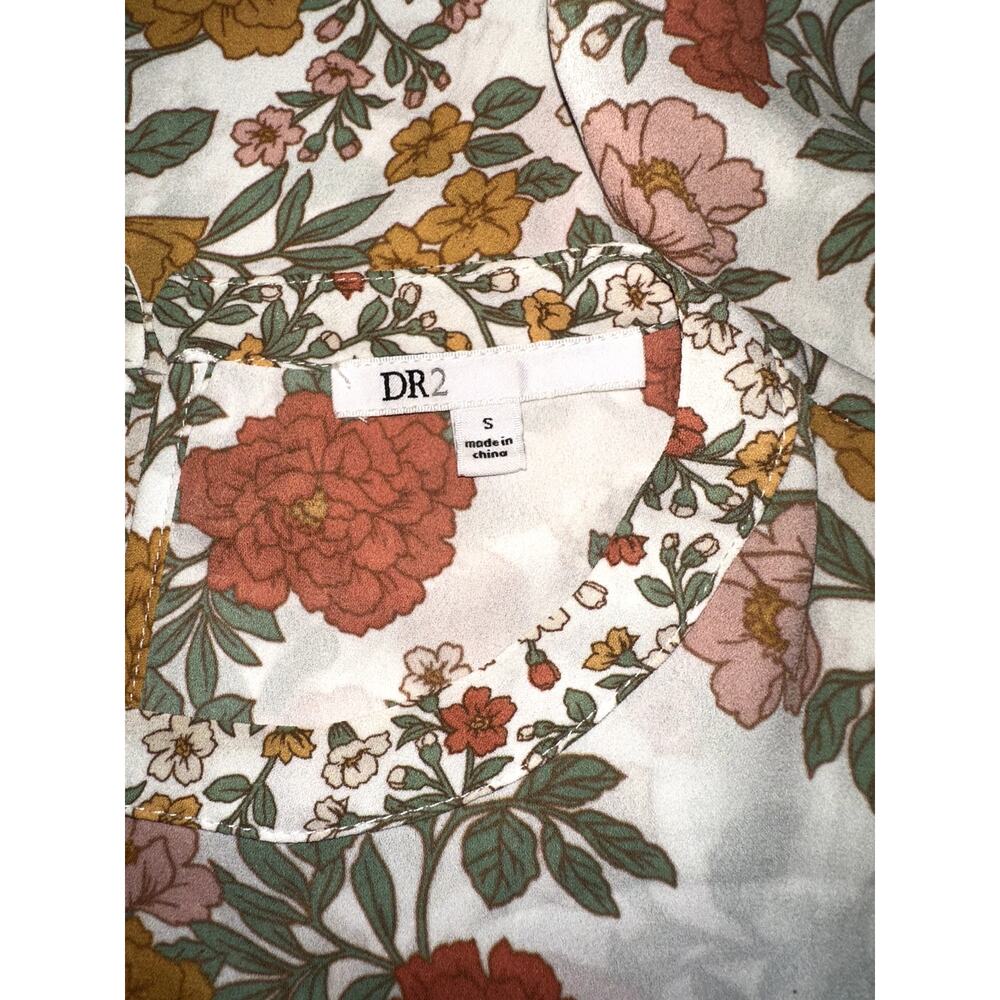 DR2 Women's Short Sleeve Top White Floral Small - Picture 2 of 5